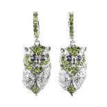 A pair of 925 silver owl shaped drop earrings set with chrome diopsides and sapphire eyes, L. 3.