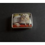 A 925 silver enamelled pill box, 3 x 2.5 x 1.5cm.