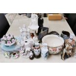 A quantity of mixed china items.