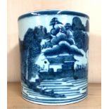 A Chinese hand painted porcelain brush pot, H. 13cm. Condition - Good, no visible damage or repair.