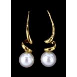 A pair of 9ct yellow gold pearl set drop earrings, L. 2.8cm.