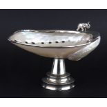 A 925 silver and shell dish on stand decorated with an elephant, W. 15.5cm, H. 11cm.