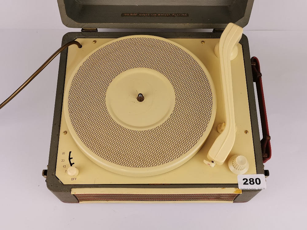 A HMV portable valve record player, 30 x 26 x 14cm. - Image 2 of 2