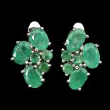 A pair of 925 silver emerald set earrings, L. 1.5cm.