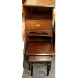 A pair of Stag mahogany bedside cabinets and a nest of two Stag coffee tables, bedside cabinets 52 x