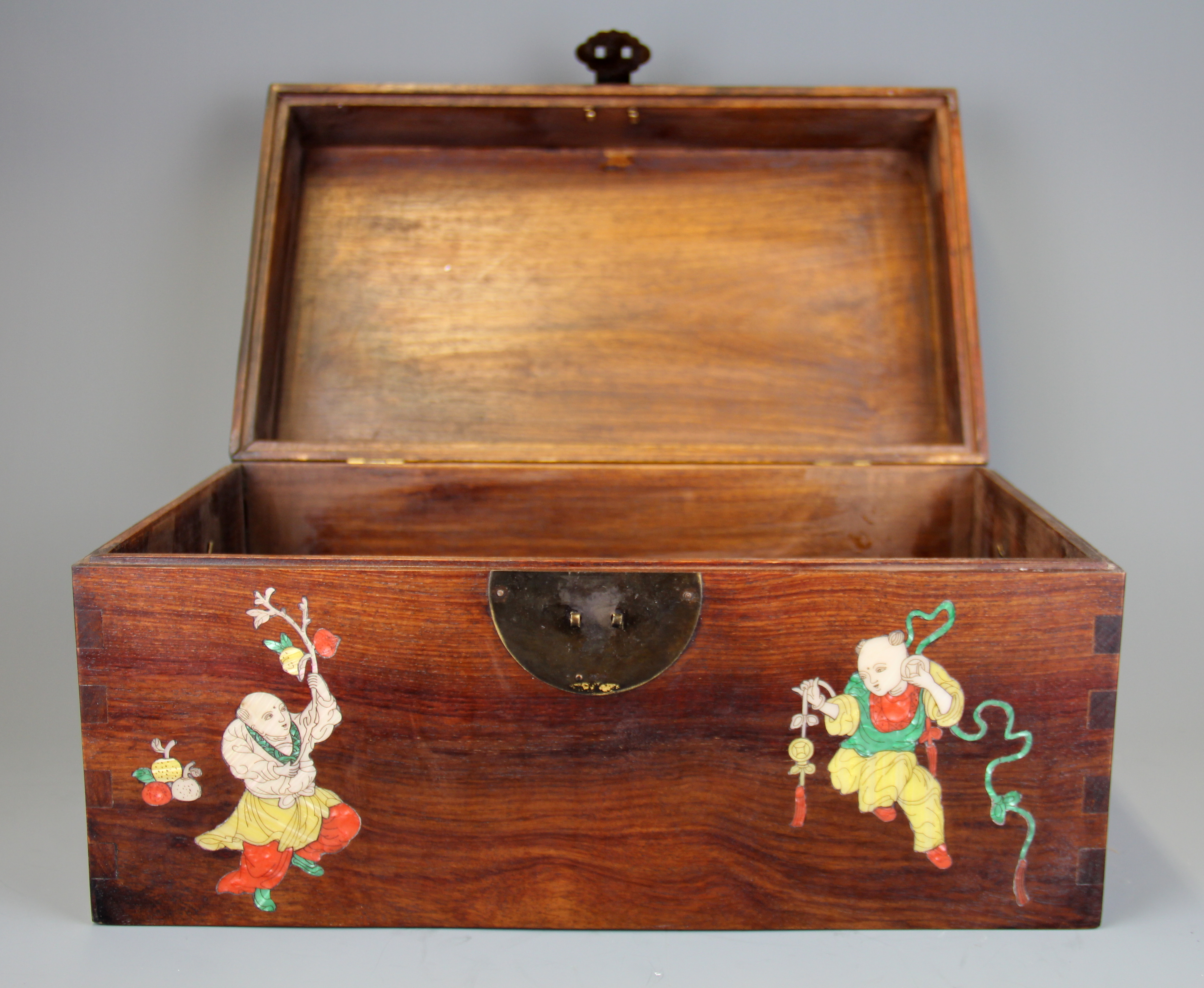 A mother of pearl inlaid Chinese hardwood box, 40 x 24 x 21cm. - Image 3 of 3