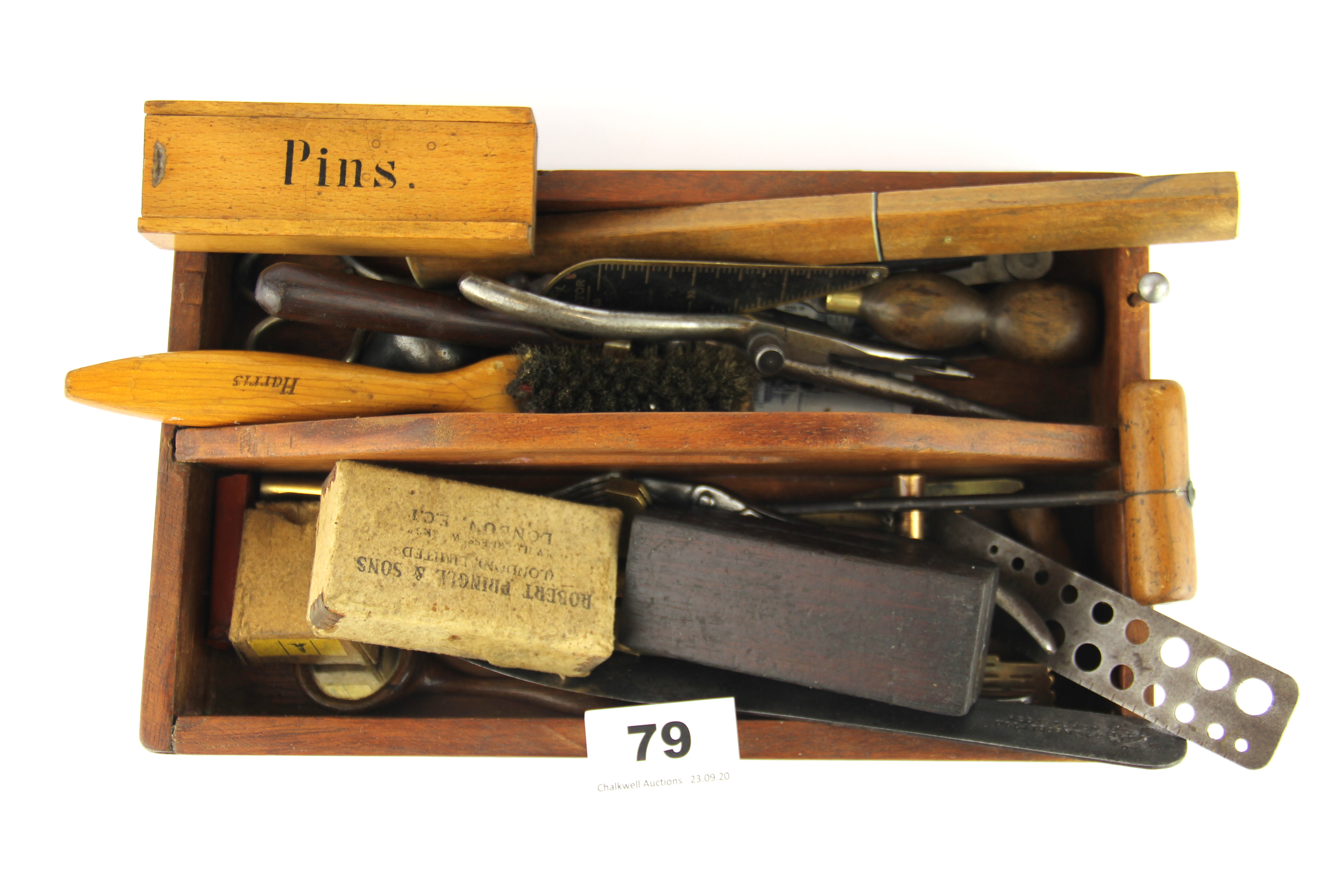 A quantity of mixed interesting vintage tools.