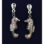 A pair of 9ct yellow gold seahorse shaped drop earrings, L. 2.5cm.