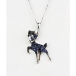 A 925 silver fawn shaped pendant and chain set with sapphires, L. 4.5cm.