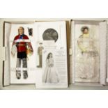 Two boxed collectors dolls of Prince William and Princess Kate, H. 40cm.
