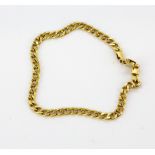 An 18ct yellow gold (tamped 750) flat curb bracelet, approx, 7gr. L. 16.5cm.