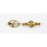 Two early 20th century 9ct yellow gold brooches, L. 4 & 3cm.