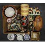 A box of good mixed china items.