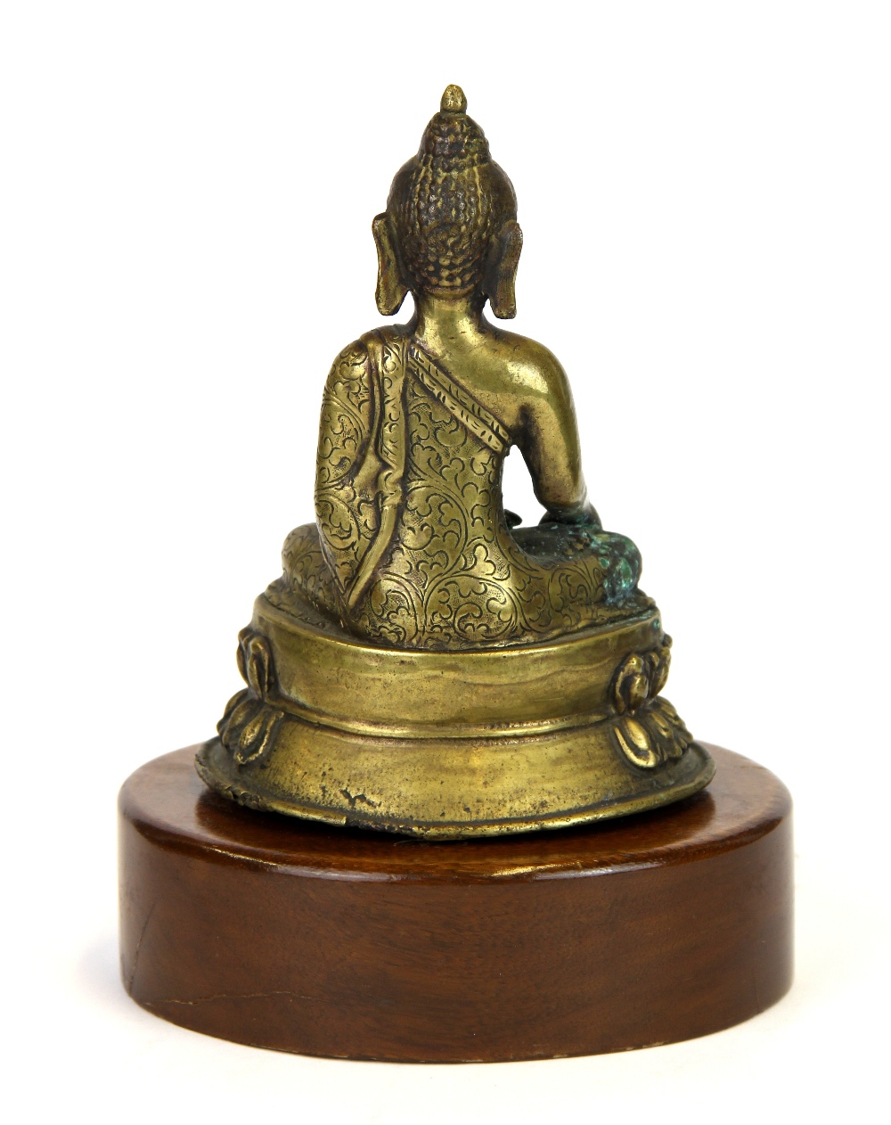 A wood mounted bronze figure of the Buddha, H. 20cm. - Image 2 of 2