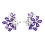 A pair of 925 silver flower shaped earrings set with pear cut amethyst and white stones, L. 2cm.