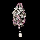 An Art Nouveau style 925 silver enamelled brooch / pendant set with rubies and a pearl, L. 6.5cm.