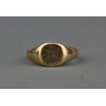 A 9ct yellow gold signet ring, approx. 3.1gr, (J).