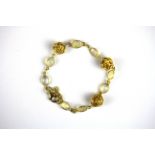 A 925 silver gilt bracelet set with opals, L. 17cm.