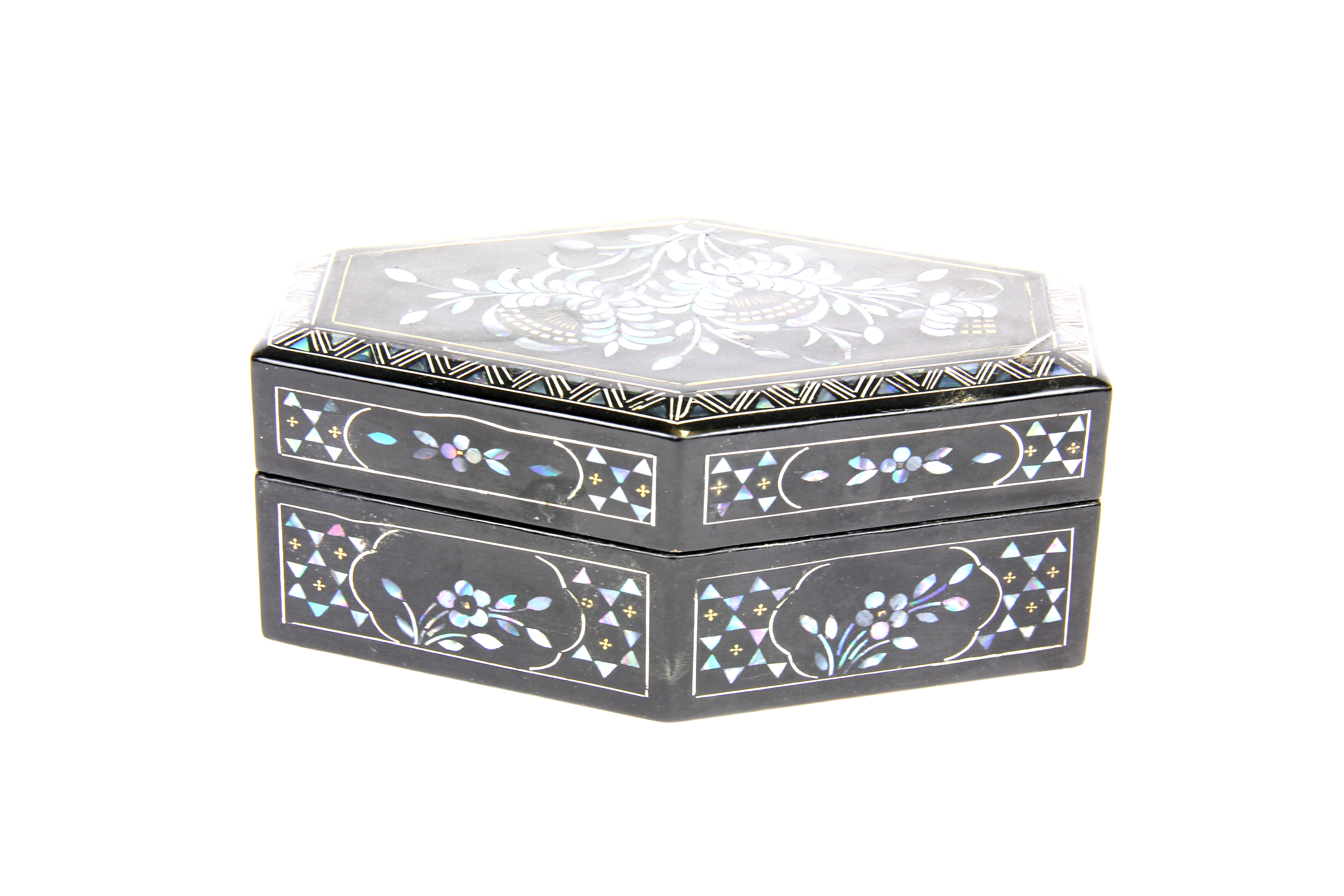 A Chinese lacquer box with Mother of Pearl decoration, L. 13cm. H. 5.5cm. - Image 3 of 4