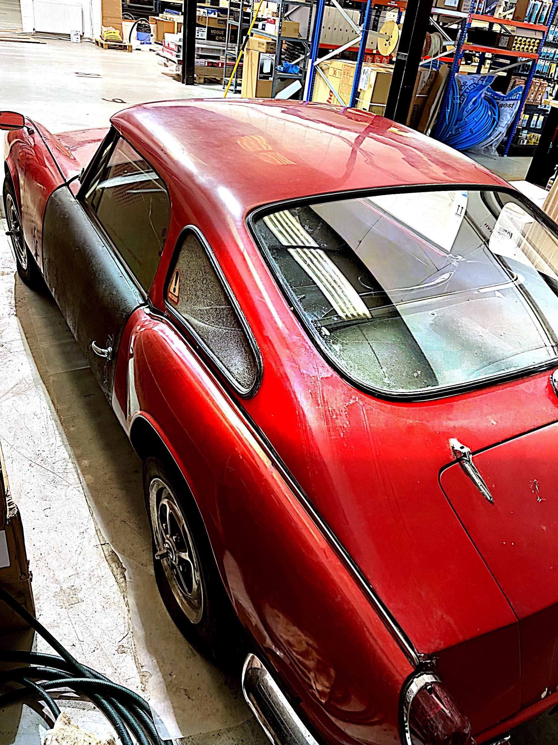 A 1964 Triumph Spitfire Lenham G T 1147cc Sports car. Partially restored. - Image 4 of 8