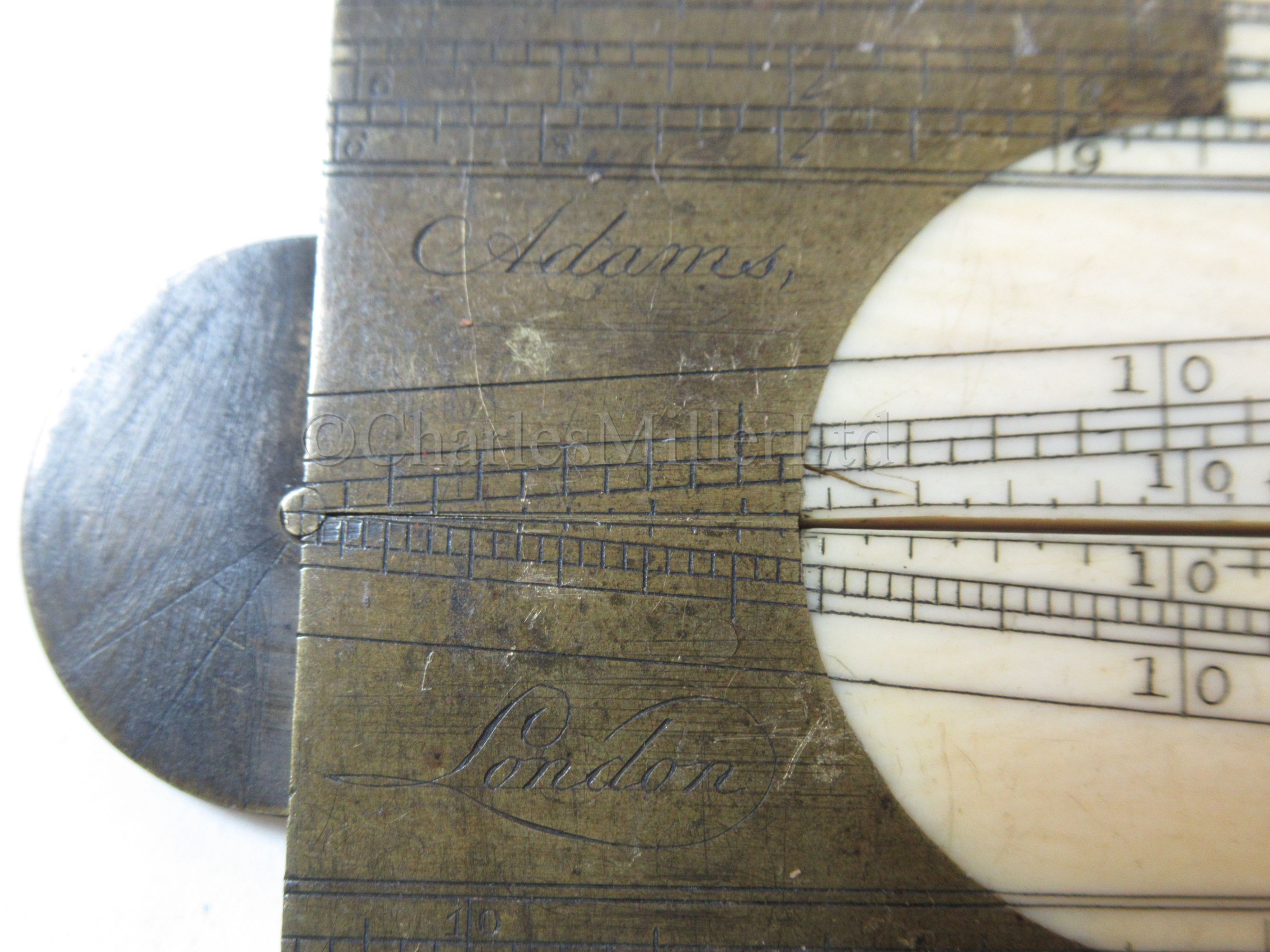 Ø A FOLDING IVORY AND BRASS SECTOR BY ADAMS, LONDON, CIRCA 1790 & 4 protractors - Image 3 of 9