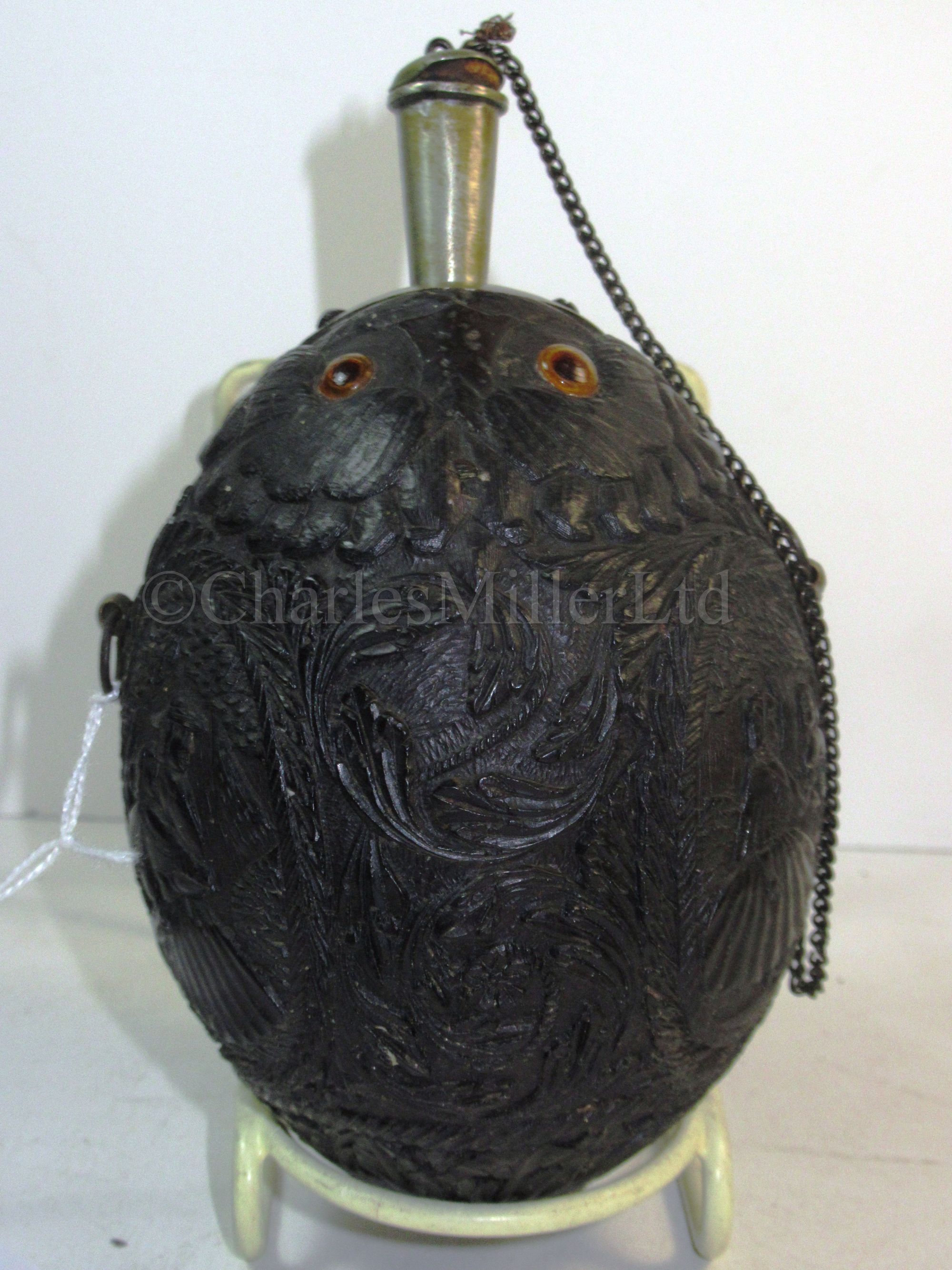 A 19TH CENTURY CARVED COCONUT BUGBEAR - Image 4 of 8