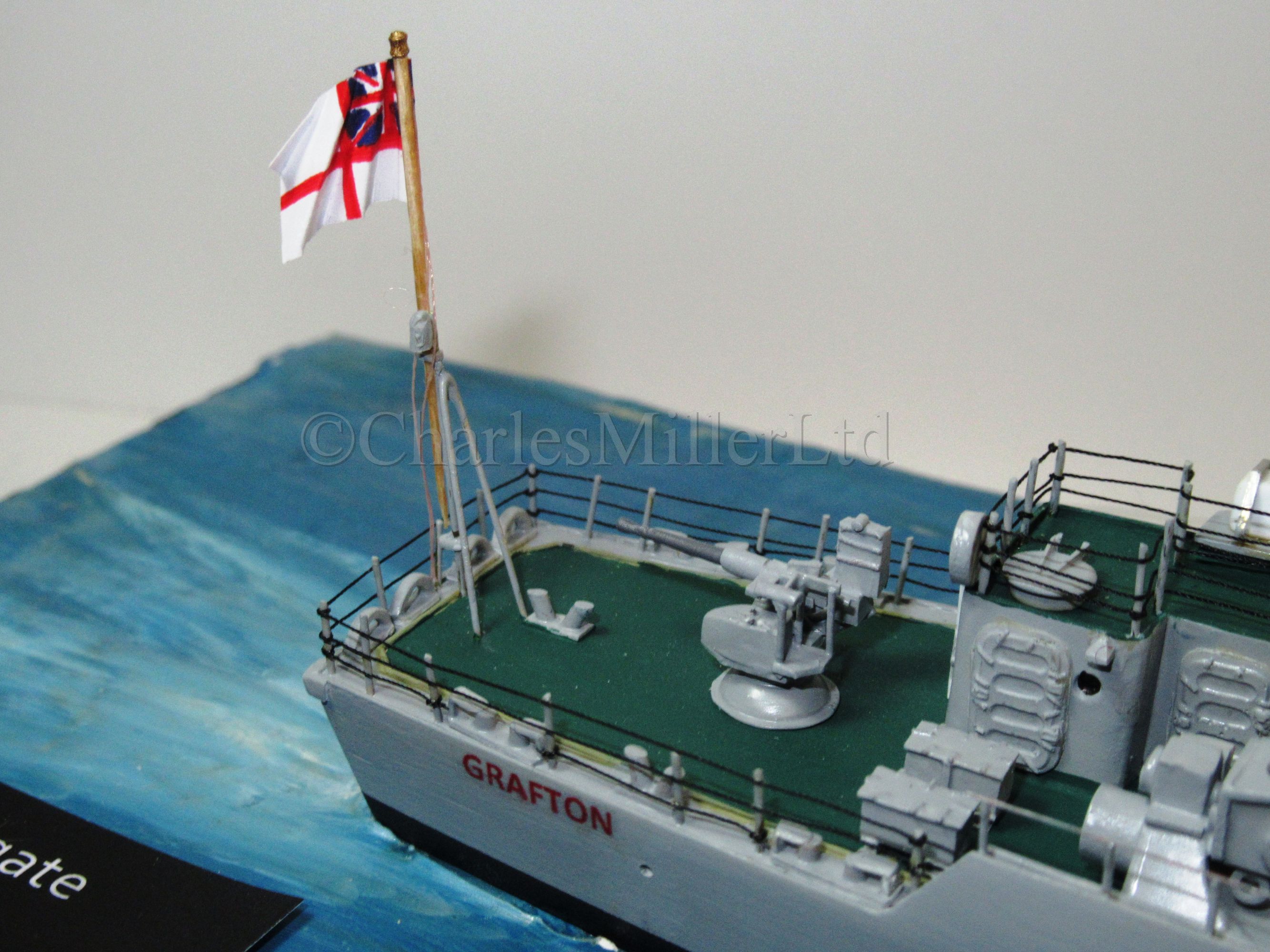 A 1:192 WATERLINE MODEL FOR THE TYPE 14 BLACKWOOD CLASS FRIGATE HMS GRAFTON (F51), AS FITTED IN - Image 7 of 14