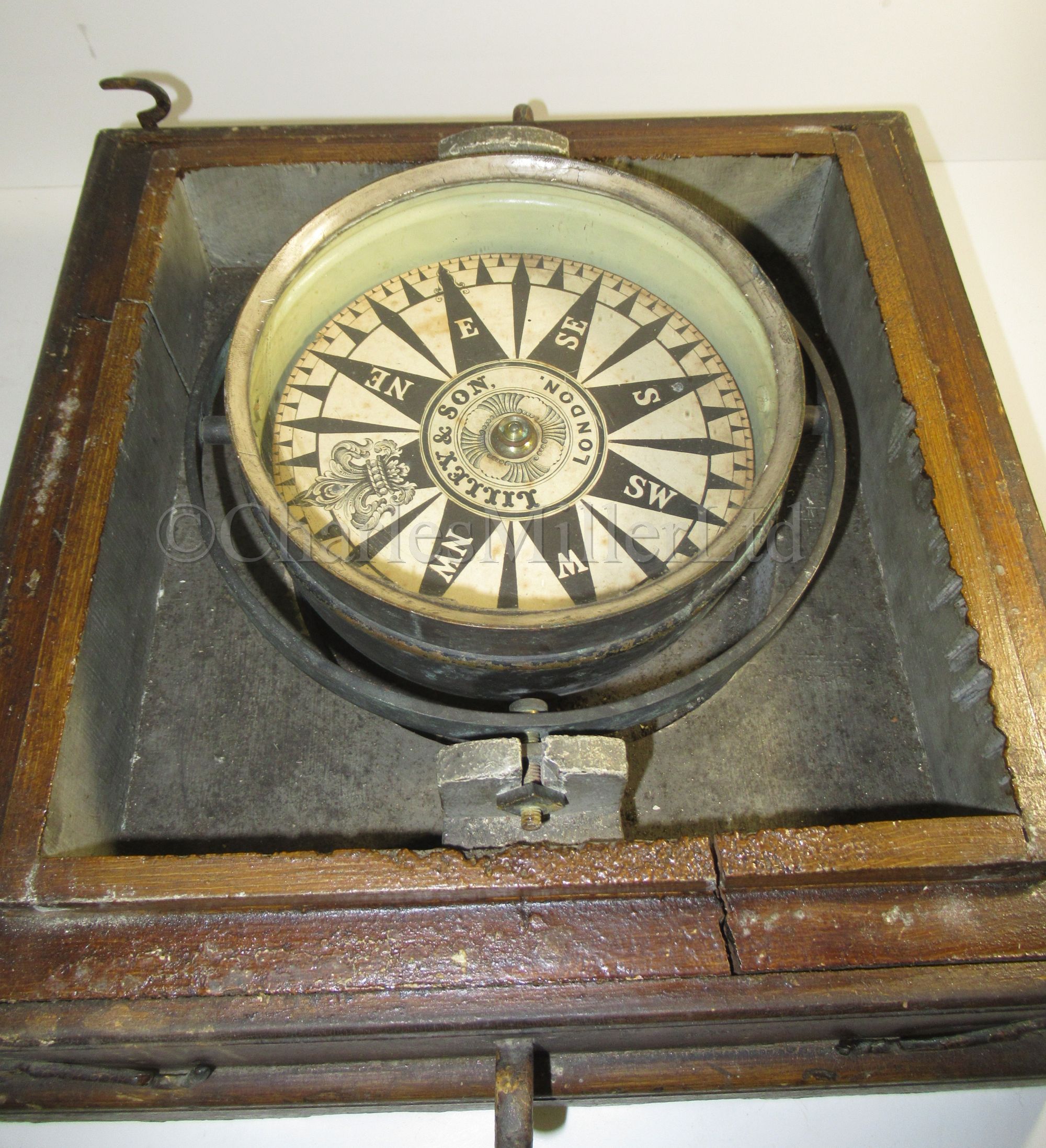 A DRY CARD BINNACLE COMPASS CIRCA 1860 - Image 4 of 5