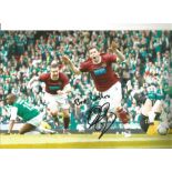 Darren Barr Hearts Signed 12 x 8 inch football photo. Good Condition. All autographs are genuine