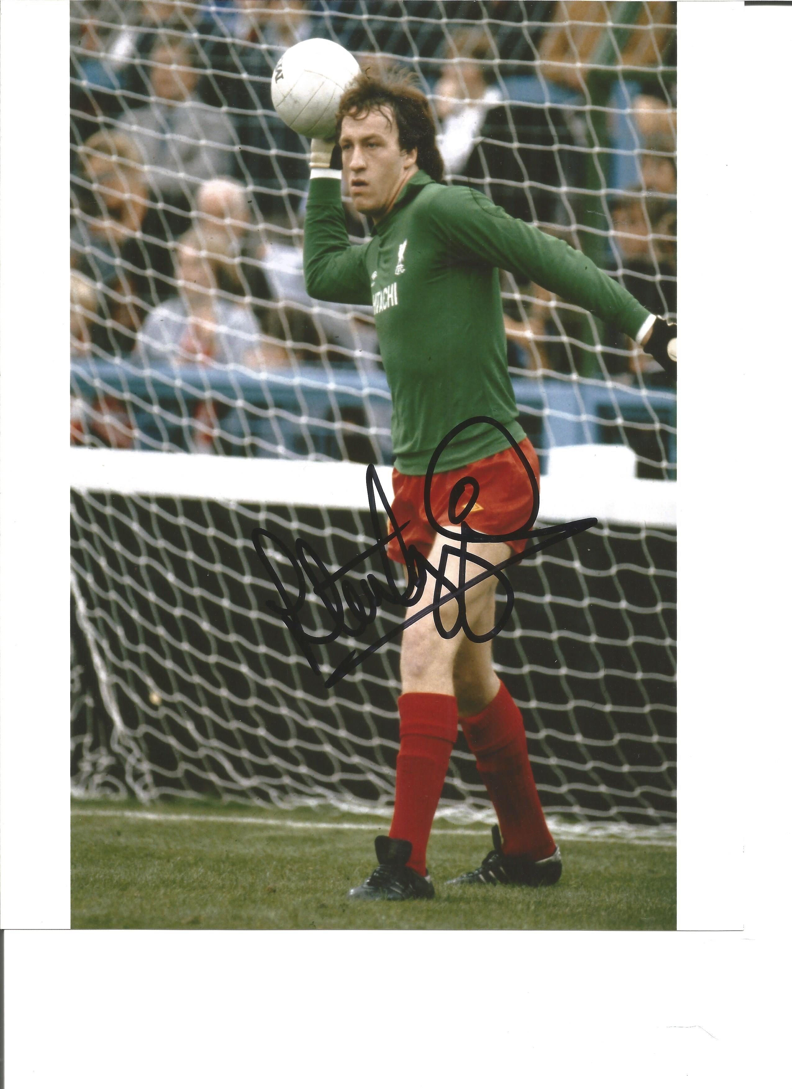 Steve Ogrizovic Liverpool Signed 10 x 8 inch football photo. Good Condition. All autographs are