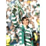 Alan Thompson Celtic Signed 16 x 12 inch football photo. Good Condition. All autographs are