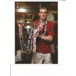 Darren Fletcher Man United Signed 10 x 8 inch football photo. Good Condition. All autographs are