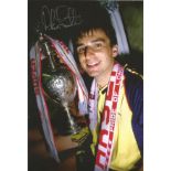 Football Autographed 12 x 8 photo, a superb image depicting ALAN SMITH celebrating in the dressing