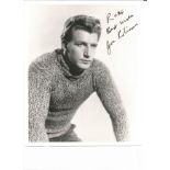 Joe Robinson signed 10x8 black and white photo. (31 May 1927 - 3 July 2017 was an English actor