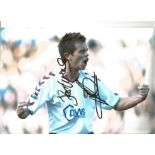 Lee Hendrie Aston Villa Signed 12 x 8 inch football photo. Supplied from stock of www.