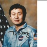 Space Taylor G Wang 5x4 signed colour photo. American scientist and in 1985, became the first