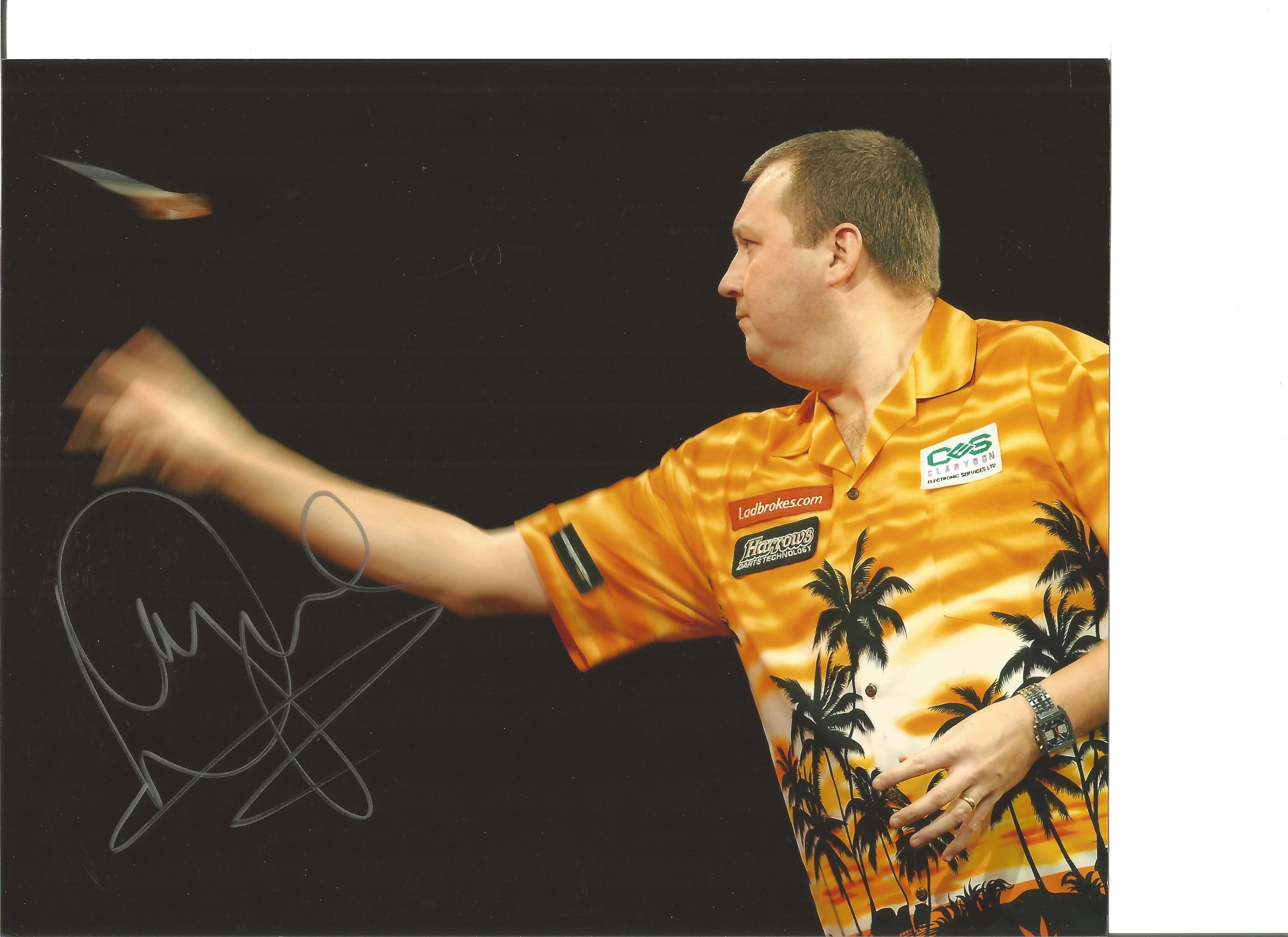 Darts Wayne Hawaii 501 Mardle 8x10 signed colour photo. Wayne Elliot Mardle born 10 May 1973 is an