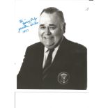 Jonathan Winters signed 10x8 black and white photo. (November 11, 1925 – April 11, 2013) was an