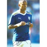 Robert Earnshaw Cardiff 12 x 8 signed colour football photo. Supplied from stock of www.