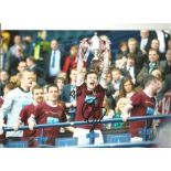 Darren Barr Hearts Signed 12 x 8 inch football photo. Supplied from stock of www.sportsignings.com