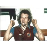 Andy Gray Aston Villa Signed 12 x 8 inch football photo. Supplied from stock of www.sportsignings.