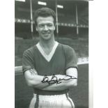 Billy Bingham Everton Signed 10 x 8 inch football photo. Supplied from stock of www.sportsignings.