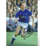 Trevor Steven Everton Signed 12 x 8 inch football photo. Supplied from stock of www.sportsignings.