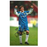 Gianfranco Zola Chelsea Signed 10 x 8 inch football photo. Supplied from stock of www.