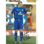 Alan Stubbs Everton Signed 12 x 8 inch football photo. Supplied from stock of www.sportsignings.