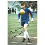 Alan Hudson Chelsea Signed 10 x 8 inch football photo. Supplied from stock of www.sportsignings.