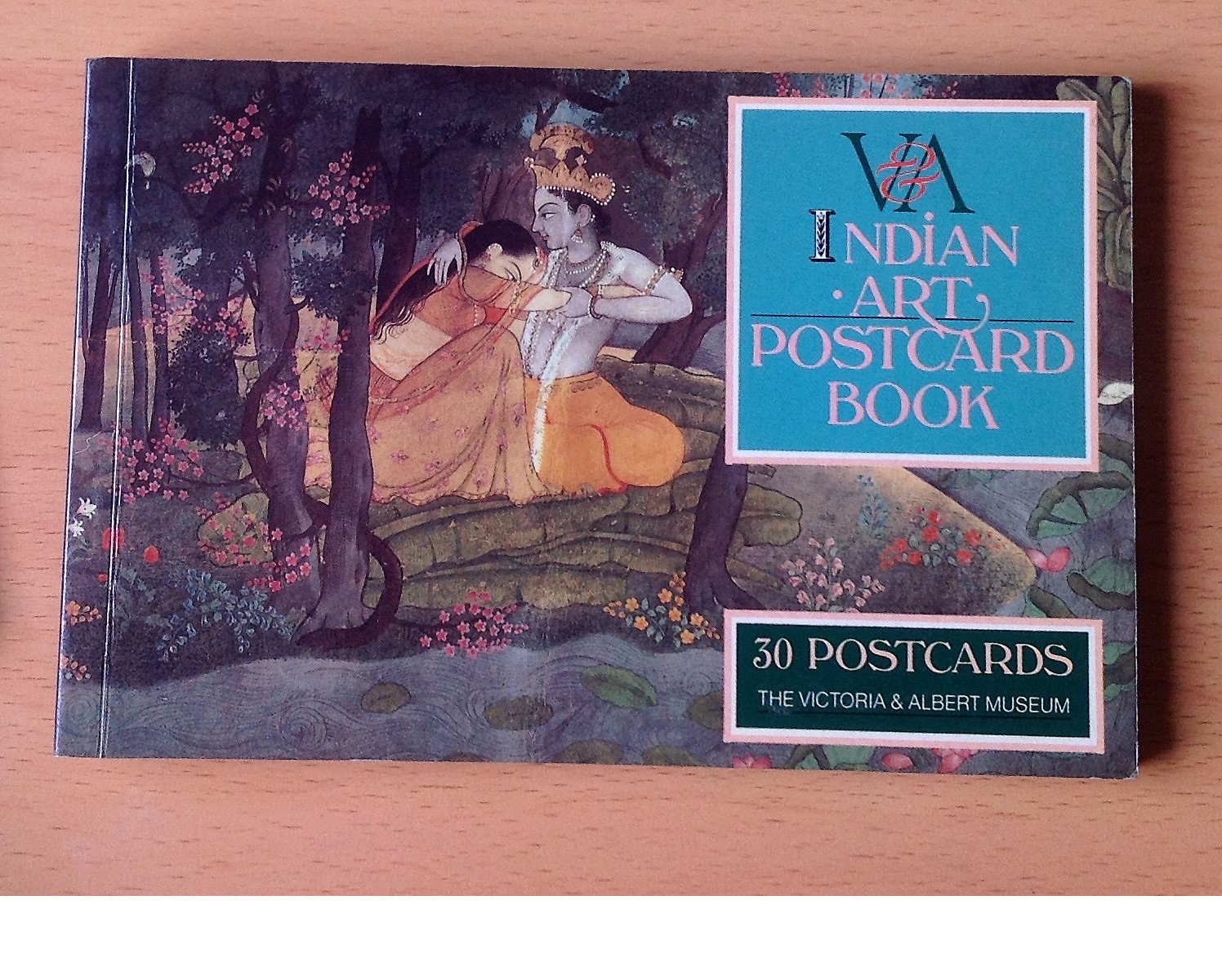 Postcard collection Indian Art book contains thirty full colour reproductions of treasures from