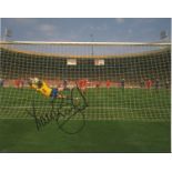 Dave Beasant Signed Wimbledon Fa Cup 8x10 football photo. Good Condition. All autographs are genuine
