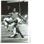 Football Eusebio 12x10 inch signed black and white photo of the Portugal legend regarded as one of