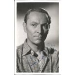 William Hartnell Dr Who very rare signed 6 x 4 inch b/w portrait photo in middle age head and